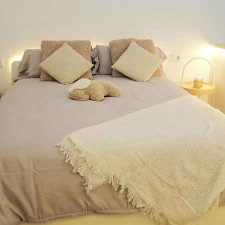 Apartment Vacansis Masamagrell Bajo Loft Tomas Y Valiente *